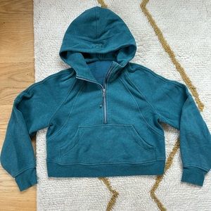 Lululemon Scuba hoodie 1/2 zip (XS/S) in green jasper